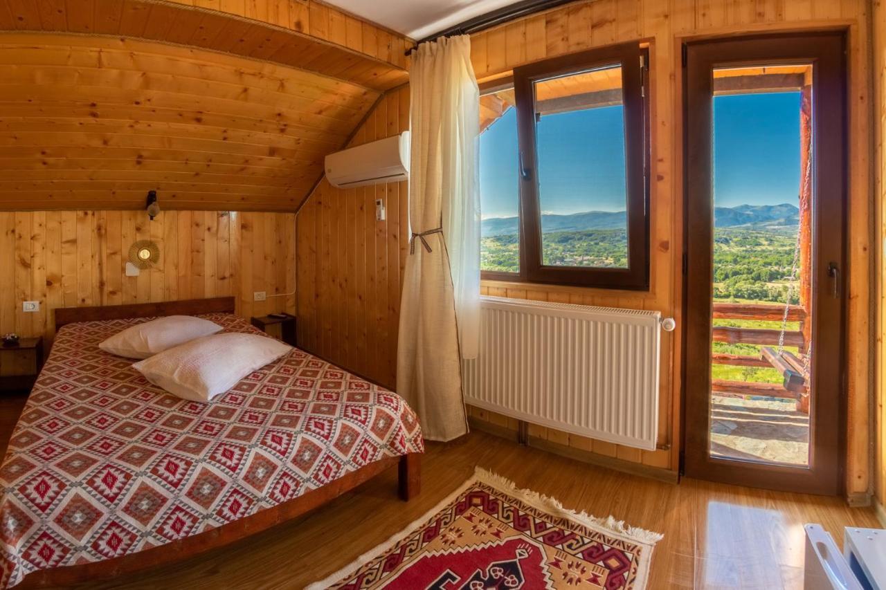 Hotel Pensiunea La Maria Lu' Sandoiu Poenari Exterior foto